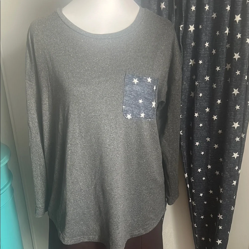 Women’s Gray and Navy Star Print Matching Long Sleeve Soft Lounge Pajama Set
